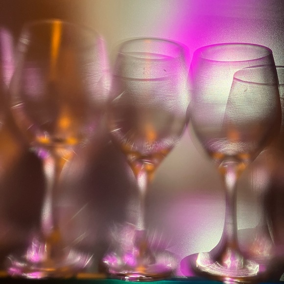 Bookmark my closet 💚 - Picture 5 of 8